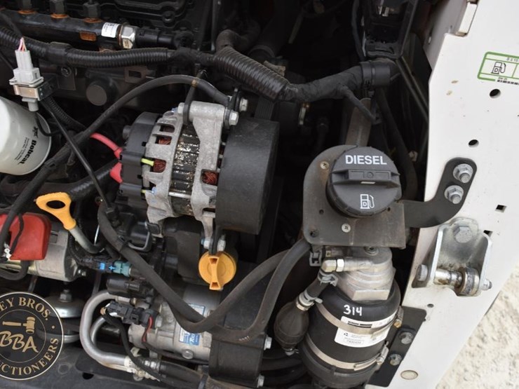 2025-bobcat-t650-image-21