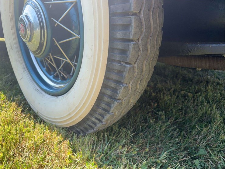 1932-cadillac-v-16-fleetwood-image-140