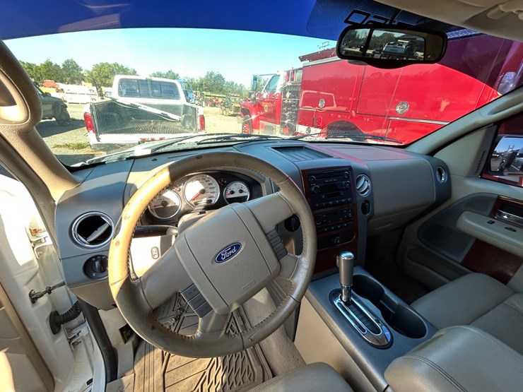 2005-ford-f150-image-12