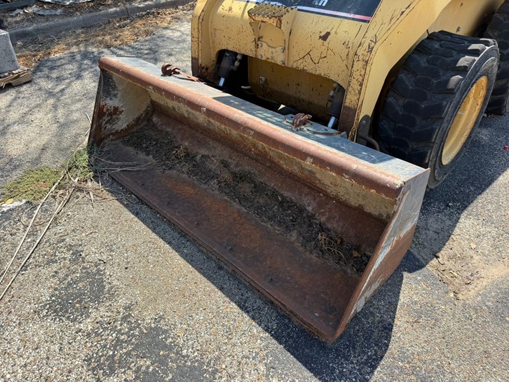 2003-caterpillar-262-image-10