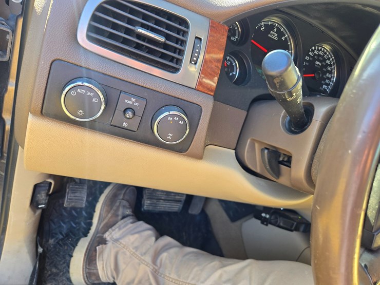 2008-gmc-sierra-2500hd-image-42