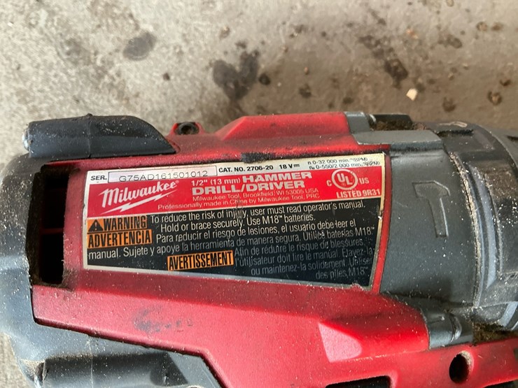 #108-•-milwaukee-m18-cordless-tool-lot:-2706-20-hammer-drill,-2646-20-grease-gun,-48-59-1808-rapid-charger-&-batteries-image-5