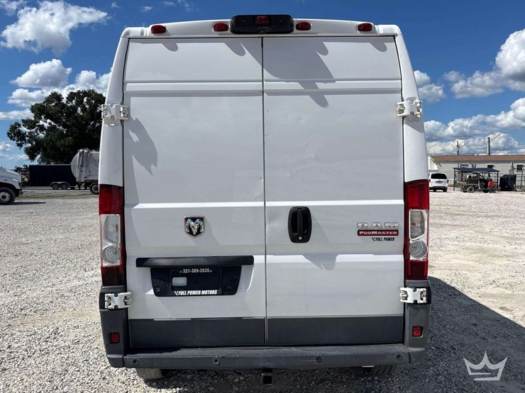 2018-ram-promaster-2500-image-25