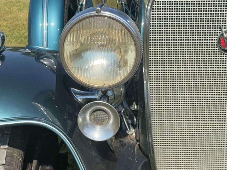1932-cadillac-v-16-fleetwood-image-10