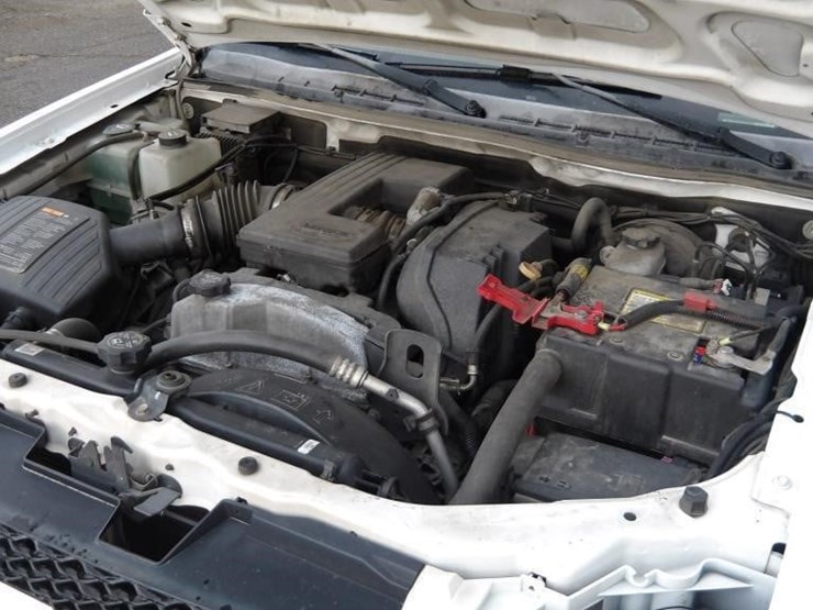 2011-chevrolet-colorado-image-8