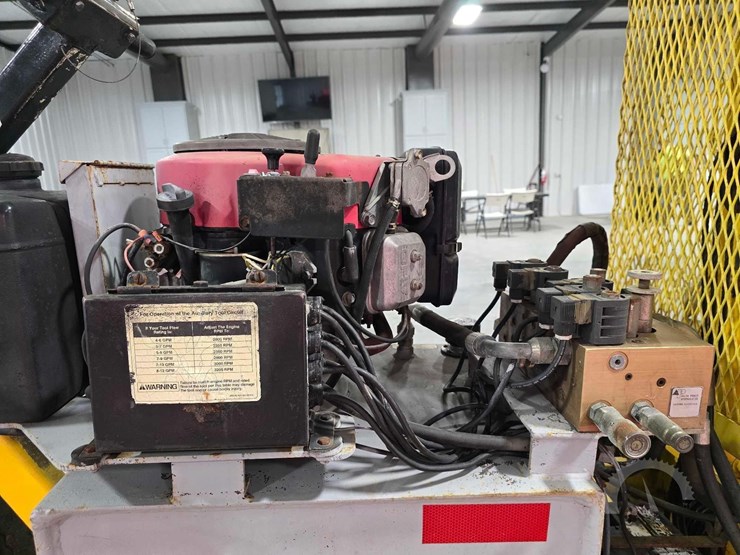 trailer-mounted-pavement-breaker-image-10