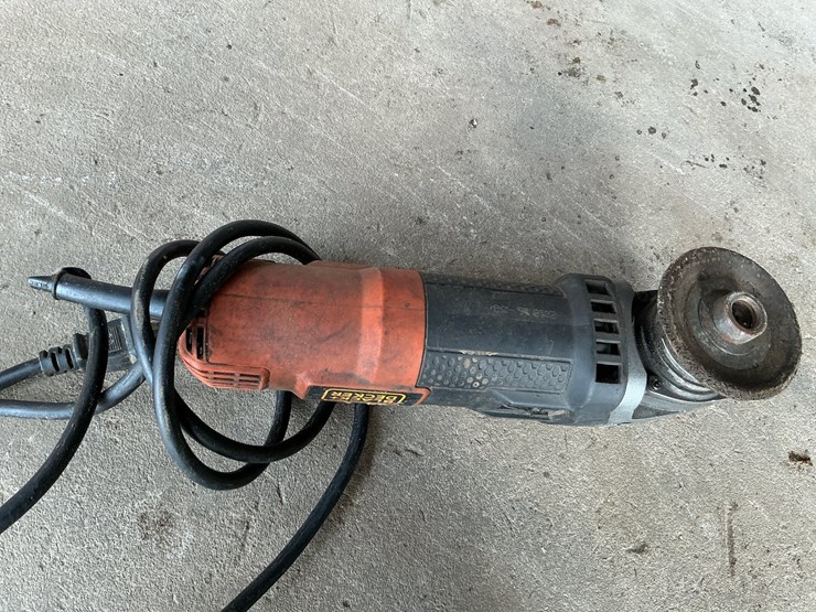 #111-•-milwaukee-0300-20-1/2"-corded-drill-and-black-&-decker-bdeg400-4.5"-angle-grinder-image-11