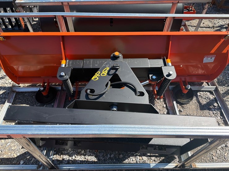 #828-•-pabreak-80”-skid-steer-articulating-blade-image-2