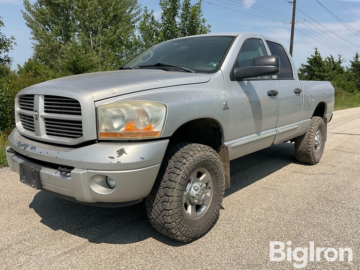 2006-dodge-ram-2500-image-1