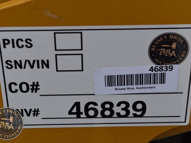 2016-caterpillar-289d-image-54
