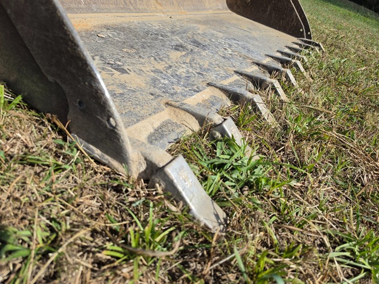 deere-333g-image-91