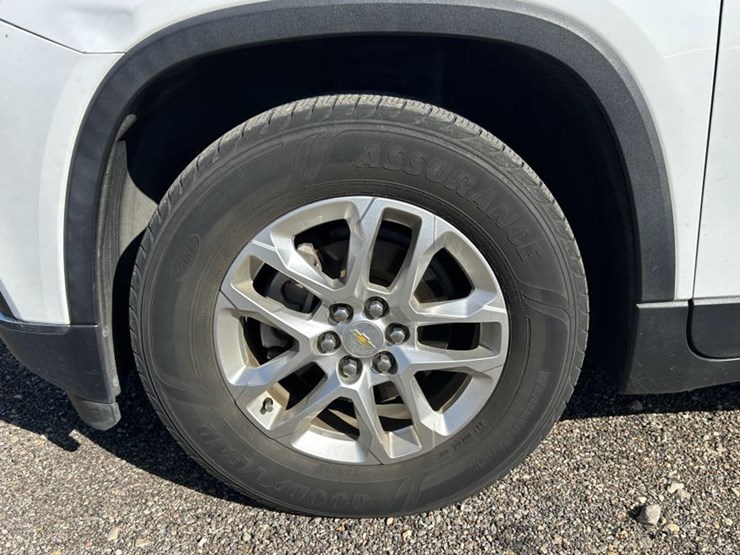 2019-chevrolet-traverse-image-14