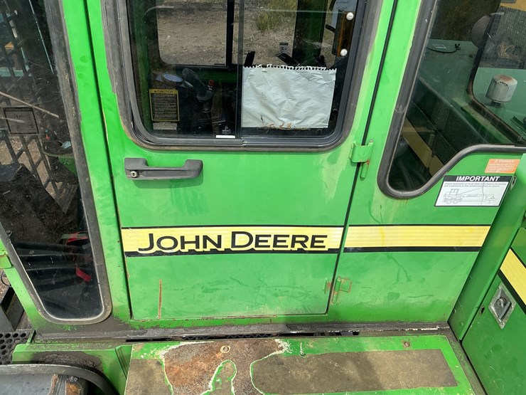 deere-335c-image-24