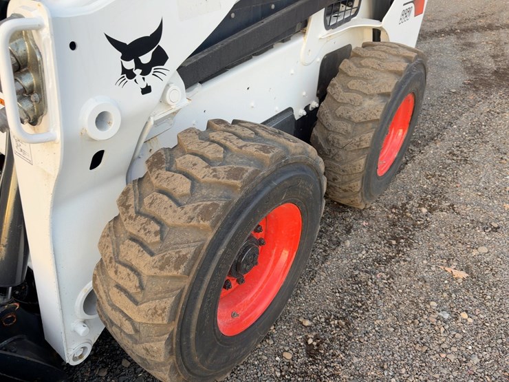 2019-bobcat-s650-image-15