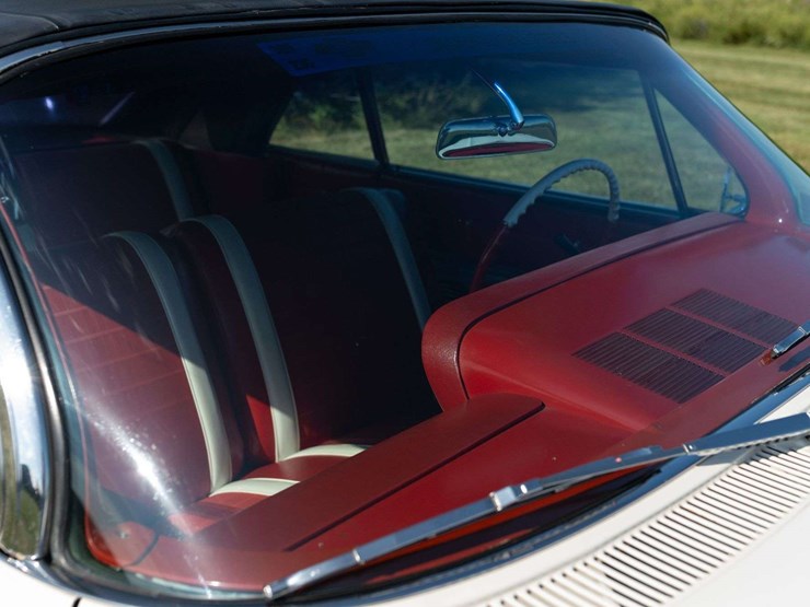 1961-chevrolet-impala-convertible-unrestored-original-image-35