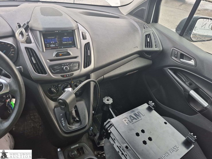 2014-ford-transit-connect-image-12