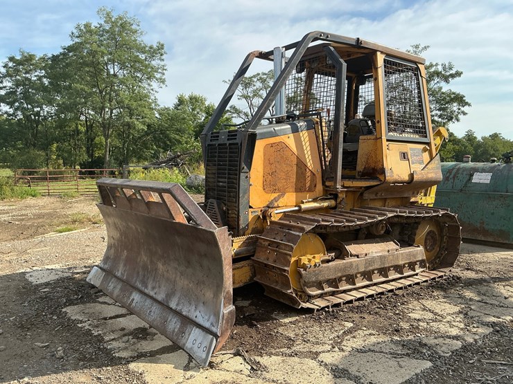 deere-650h-image-1