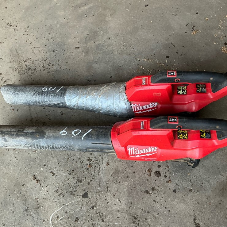 #109 • (2) Milwaukee M18 FUEL 2724-20 Cordless Handheld Blowers