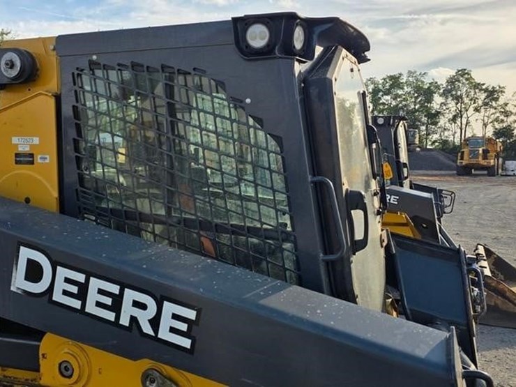 2019-deere-333g-image-10