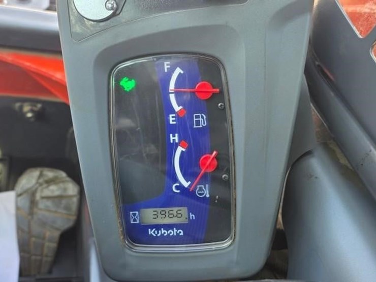2025-kubota-ssv75-image-55
