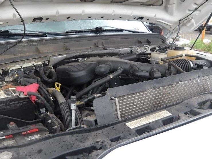 2011-ford-f550-image-6
