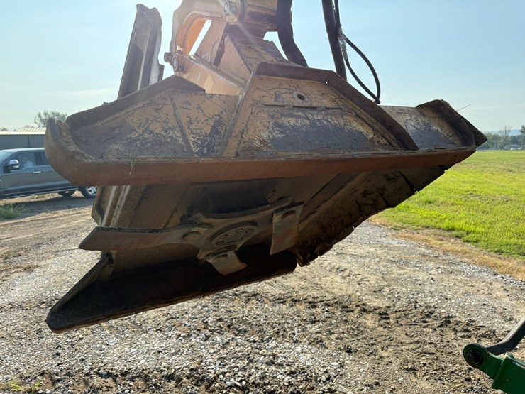 2017-john-deere-6110m-image-56