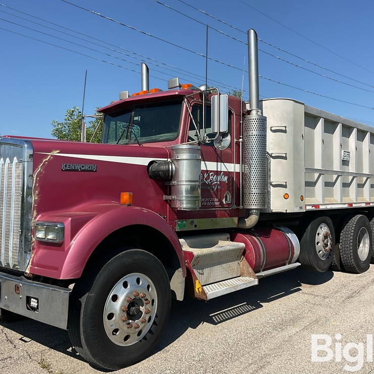 2005 KENWORTH W900B