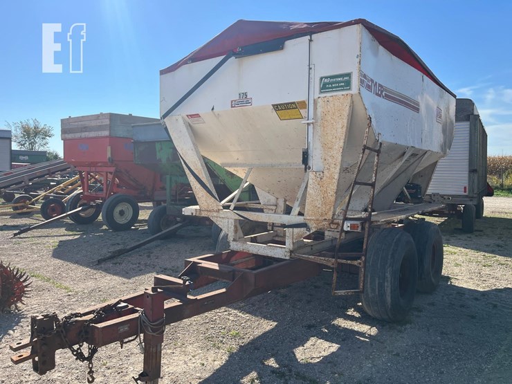 tyler-dry-fertilizer-spreader-8037-image-3