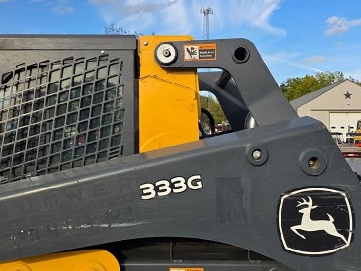2022-deere-333g-image-26