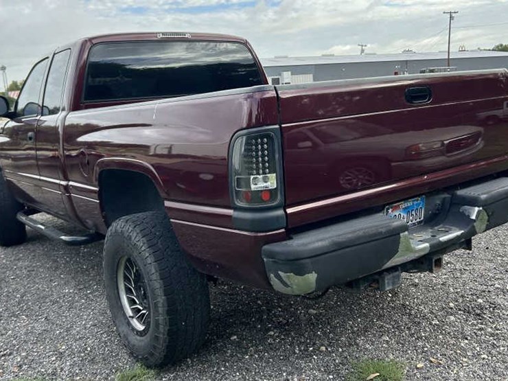 2020-dodge-ram-1500-image-6