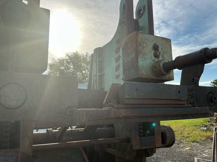#141-•-salem-equipment-bandmill-headrig-image-14