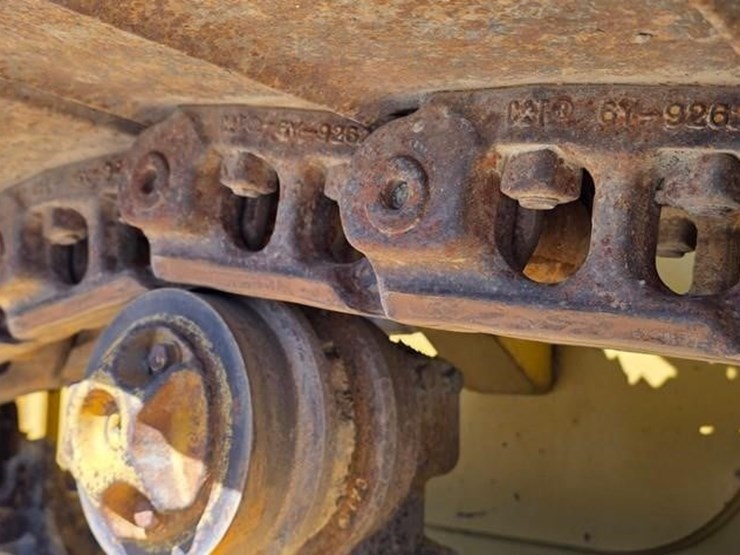 2021-caterpillar-d3-image-21