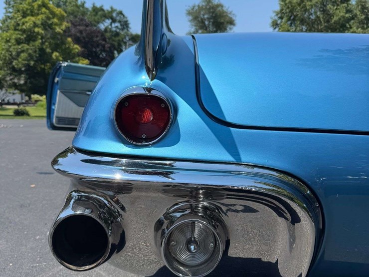 1957-cadillac-series-62-eldorado-biarritz-convertible-image-25