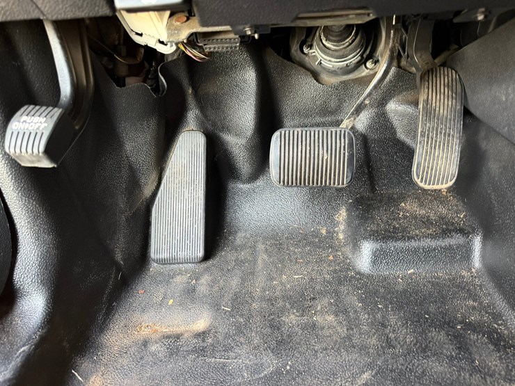 2018-ford-explorer-image-58