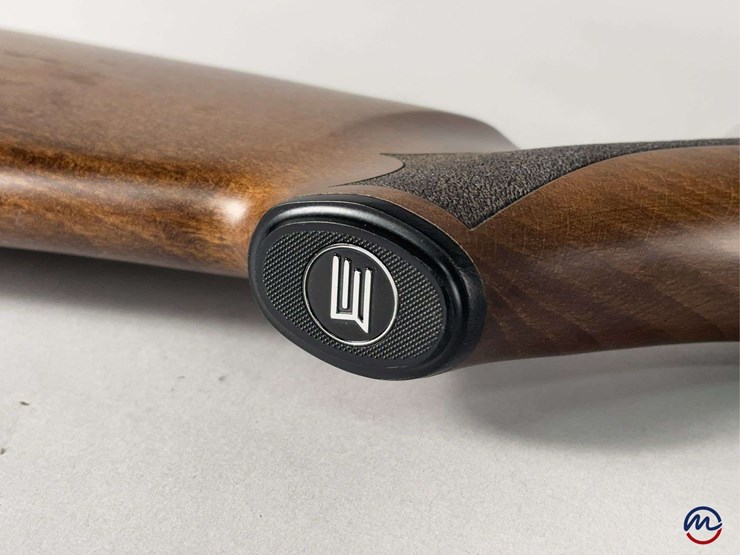 savage-arms-canada/-savage-arms-b22-.22-lr-bolt-action-rifle-sn#-4366056,-manual,-in-original-box-image-17