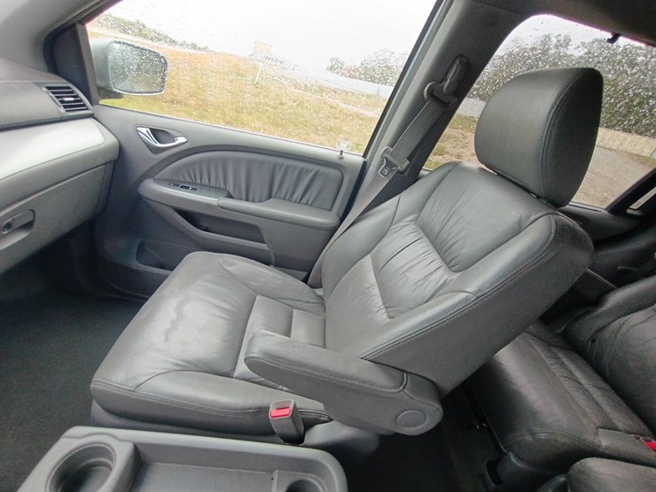 2008-honda-odyssey-image-29