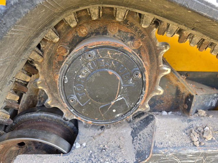 deere-333g-image-55