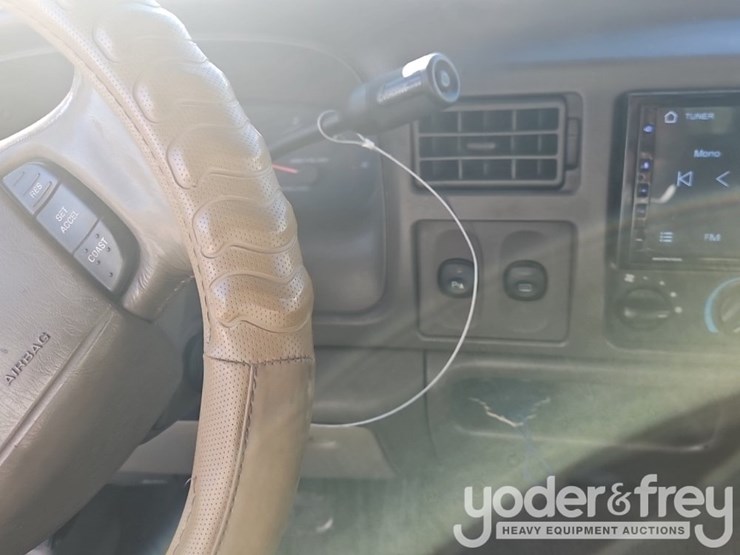 2001-ford-excursion-image-21