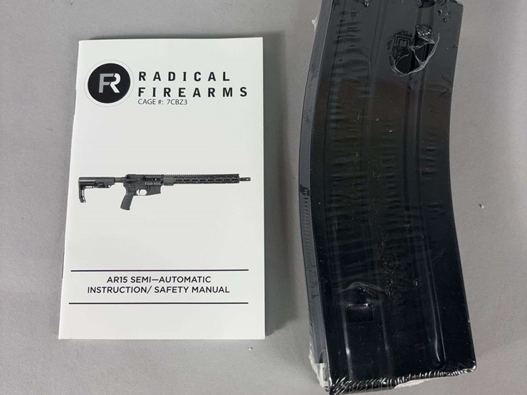 radical-firearms-rf-15-5.56mm-rifle-sn#-25-088585,-adjustable-stock,-manual,-in-original-box-image-18