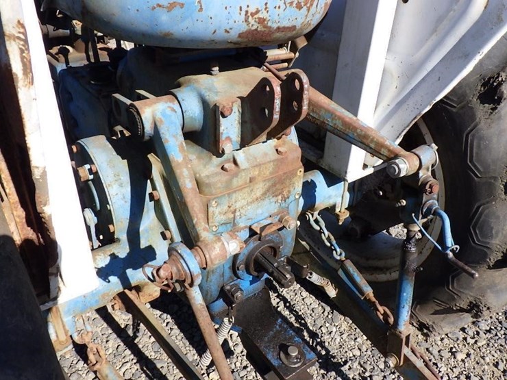 ford-tractor-image-13