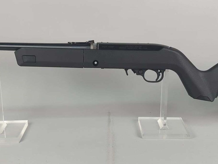 ruger-10/22-.22-lr-rifle-sn#-0028-49089,-fiber-optic-sights,-manual,-in-original-box-image-2