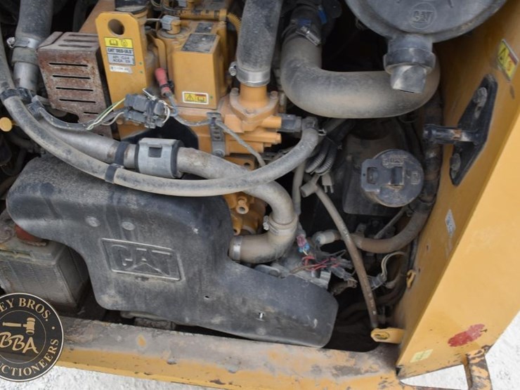 2016-caterpillar-289d-image-38