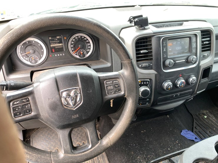 2015-dodge-ram-1500-image-7