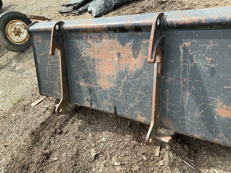 #325-•-loader-bucket-attachment-image-5