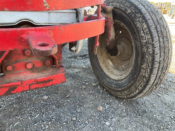 ford-600-image-24