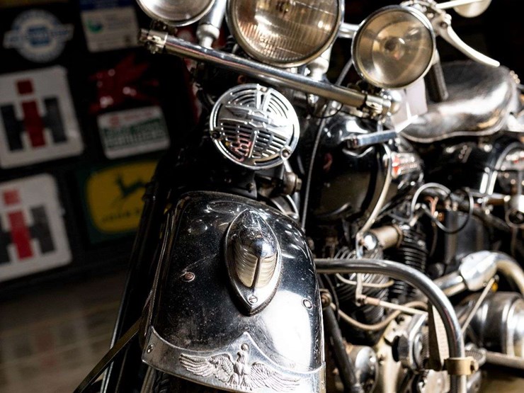 1947-harley-davidson-"74"-knucklehead-image-12