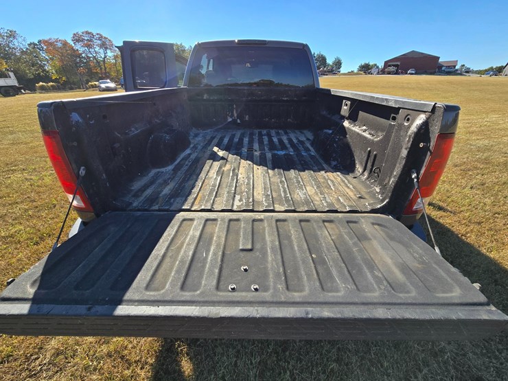 2008-gmc-sierra-2500hd-image-54