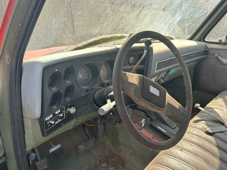 #10590-•-*inop-1985-chevrolet-d30-military-postal-unit-4x4-pickup-1gchd34jxff373404-inv#10590-image-45