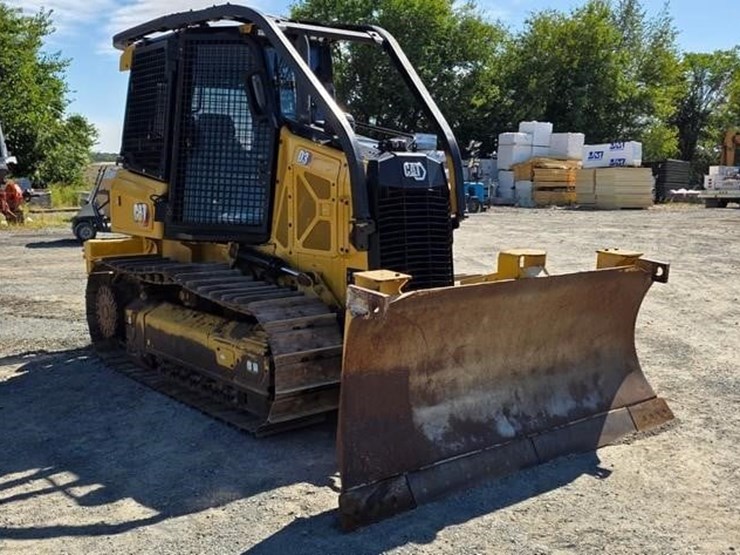 2021-caterpillar-d3-image-2