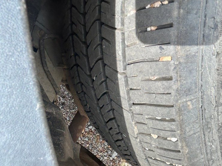 2018-ford-explorer-image-9
